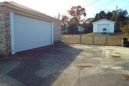 586 Beverly Hills Road Street photo 4