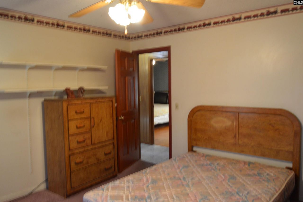 586 Beverly Hills Road Street Photo 32