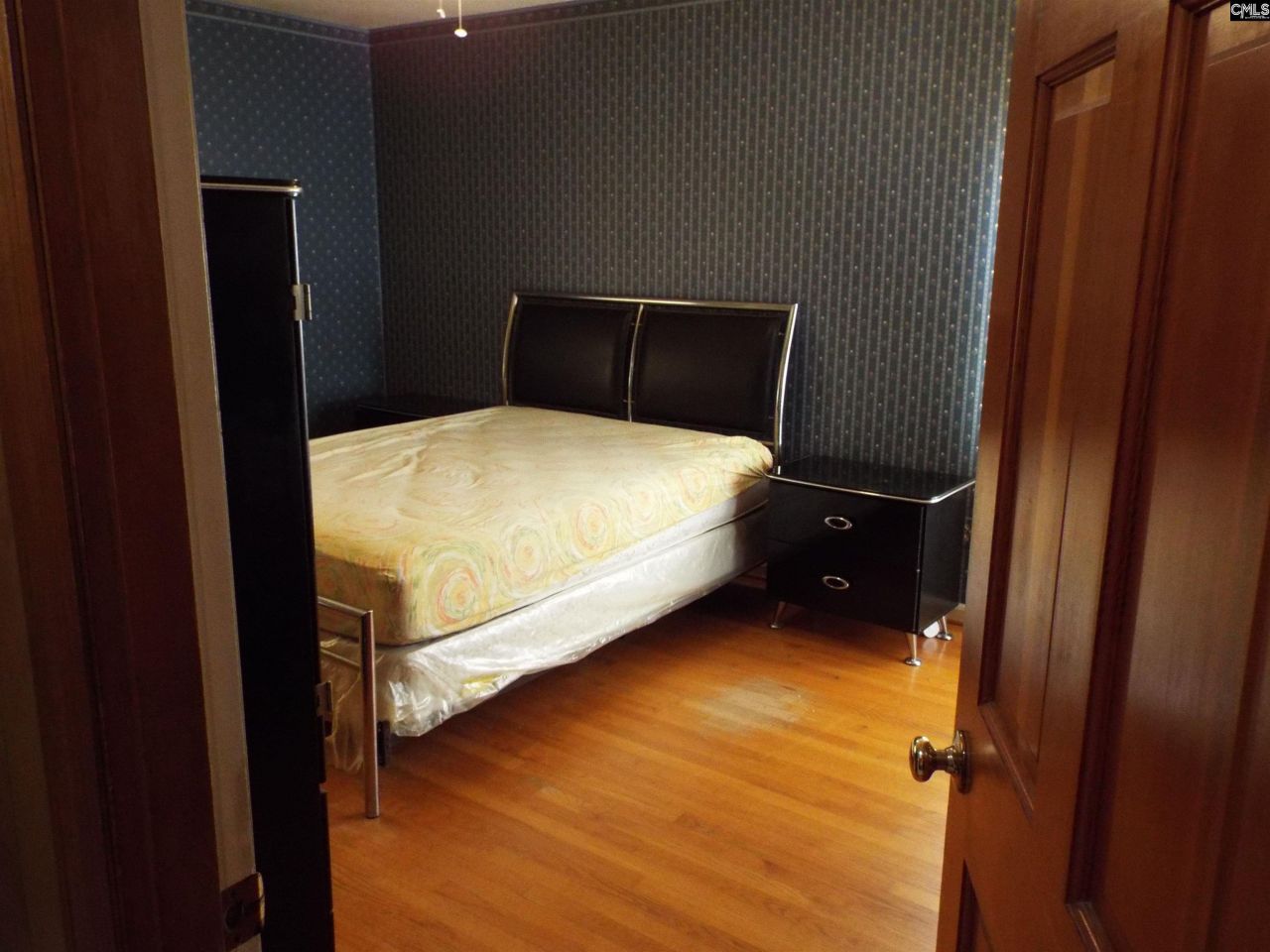 586 Beverly Hills Road Street Photo 35