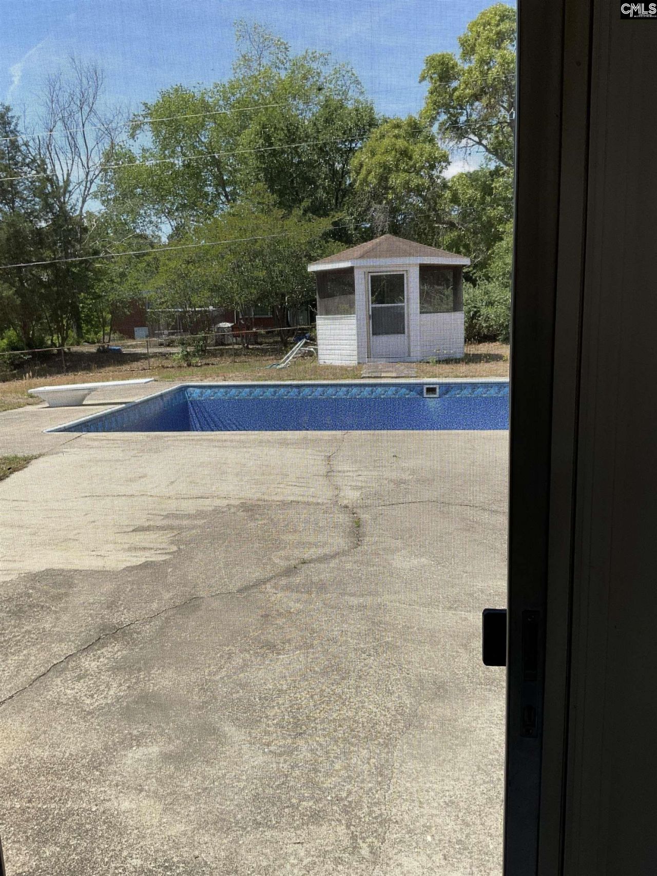 586 Beverly Hills Road Street Photo 39