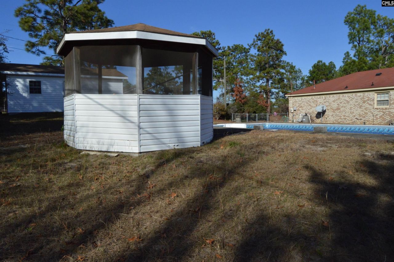 586 Beverly Hills Road Street Photo 9