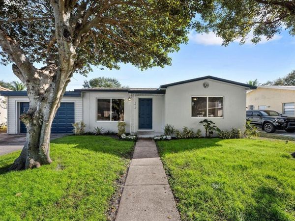 1414 S N Street, Lake Worth Beach, FL 33460