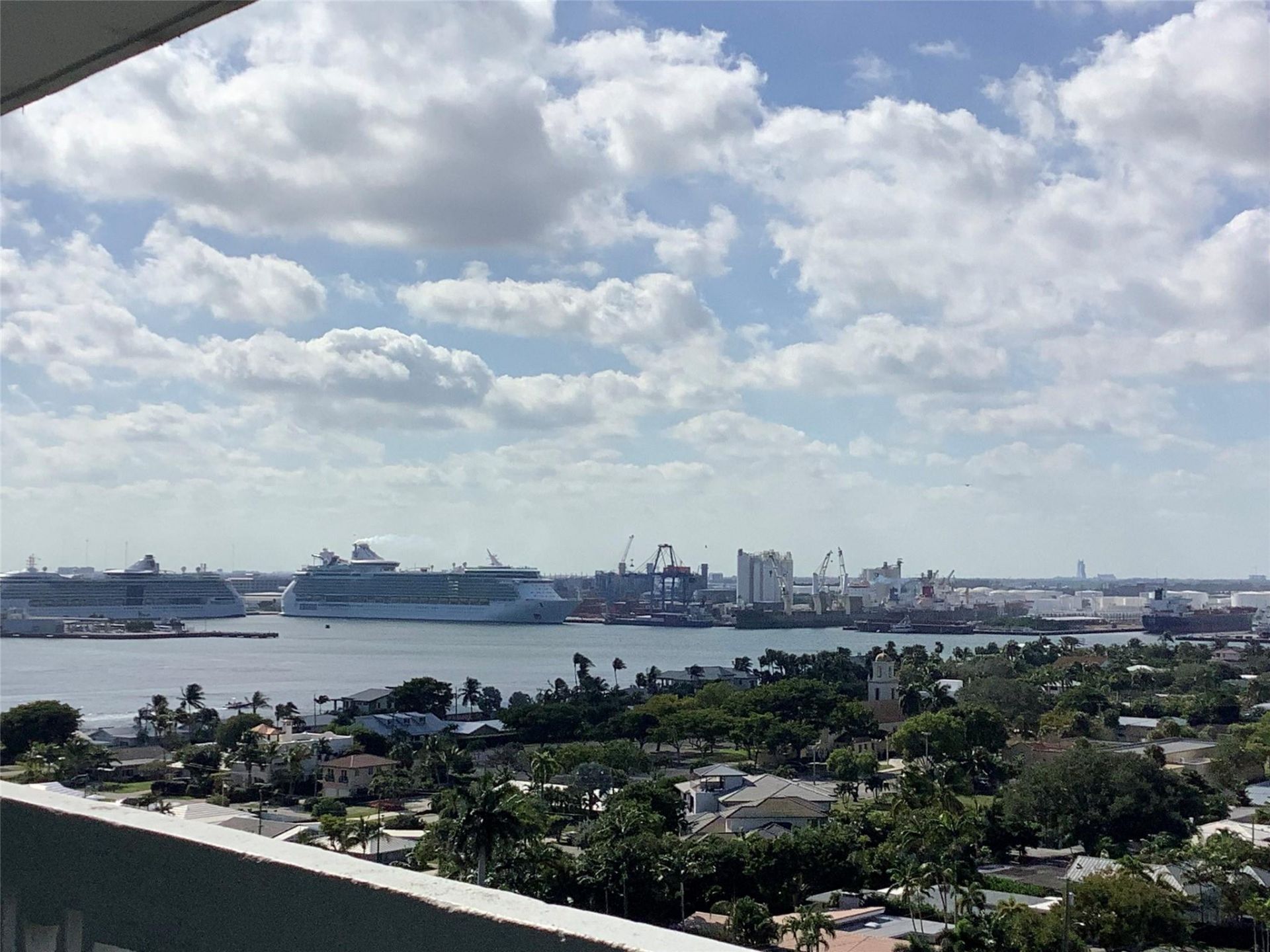 1900 S Ocean Drive, Unit 1503, Fort Lauderdale, FL 33316 Photo