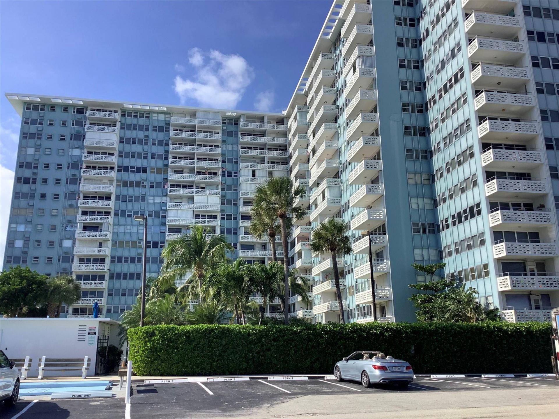 1900 S Ocean Drive, Unit 1503, Fort Lauderdale, FL 33316 Photo