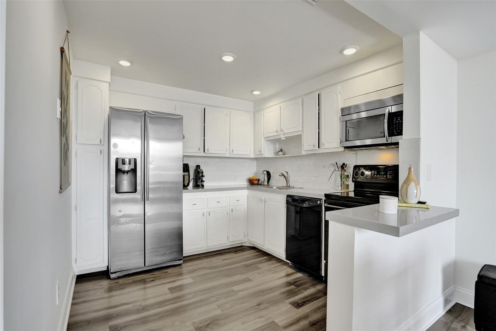 13499 Biscayne Boulevard, Unit 610, North Miami, FL 33181 Photo