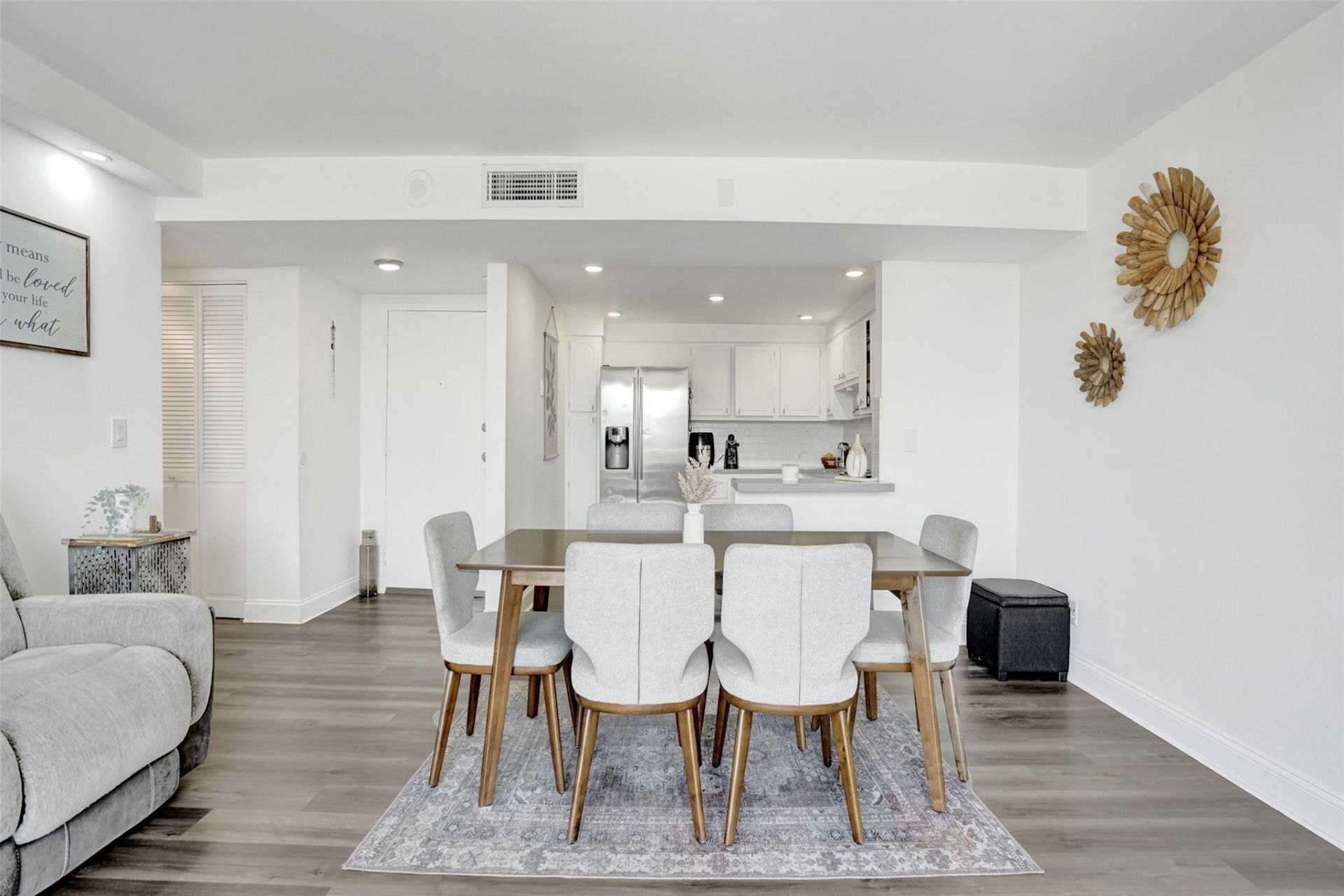 13499 Biscayne Boulevard, Unit 610, North Miami, FL 33181 Photo