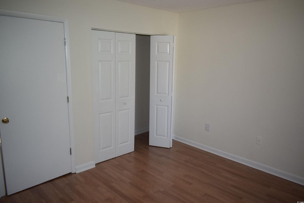 1208 Pinegrove Dr. Photo 18