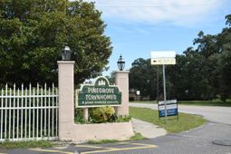 1208 Pinegrove Dr. photo 4