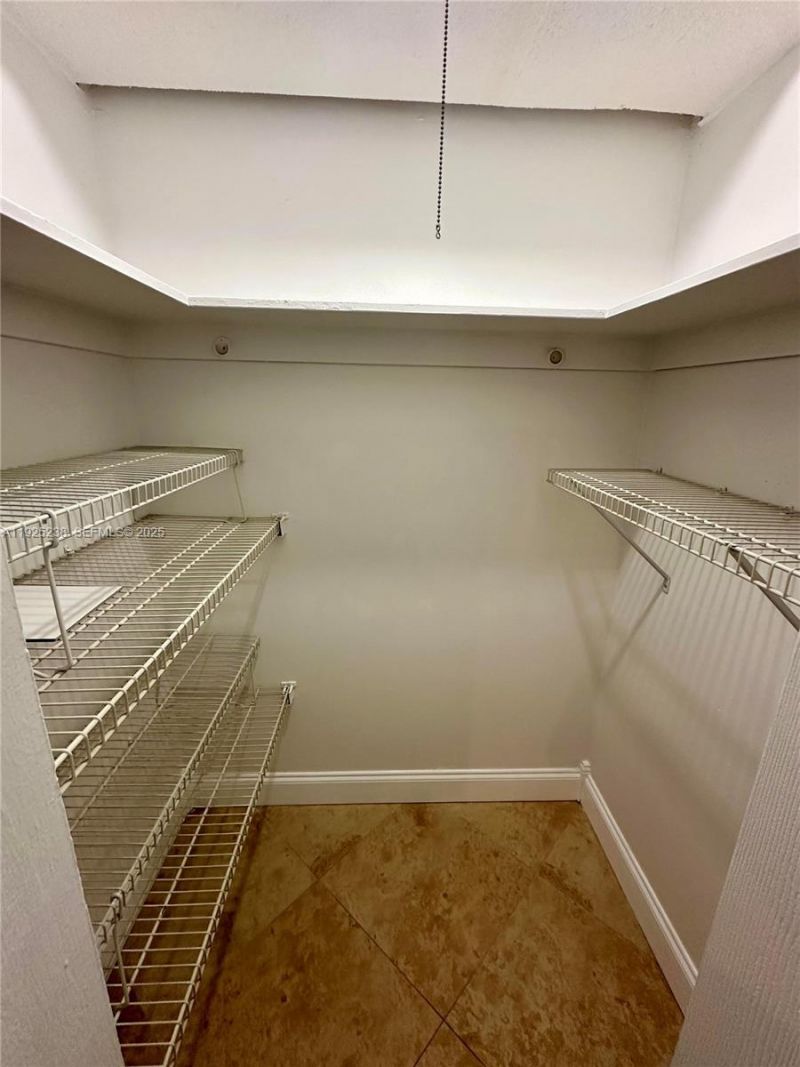 8101 SW 72nd Ave, Unit 312W, Miami, FL 33143 Photo