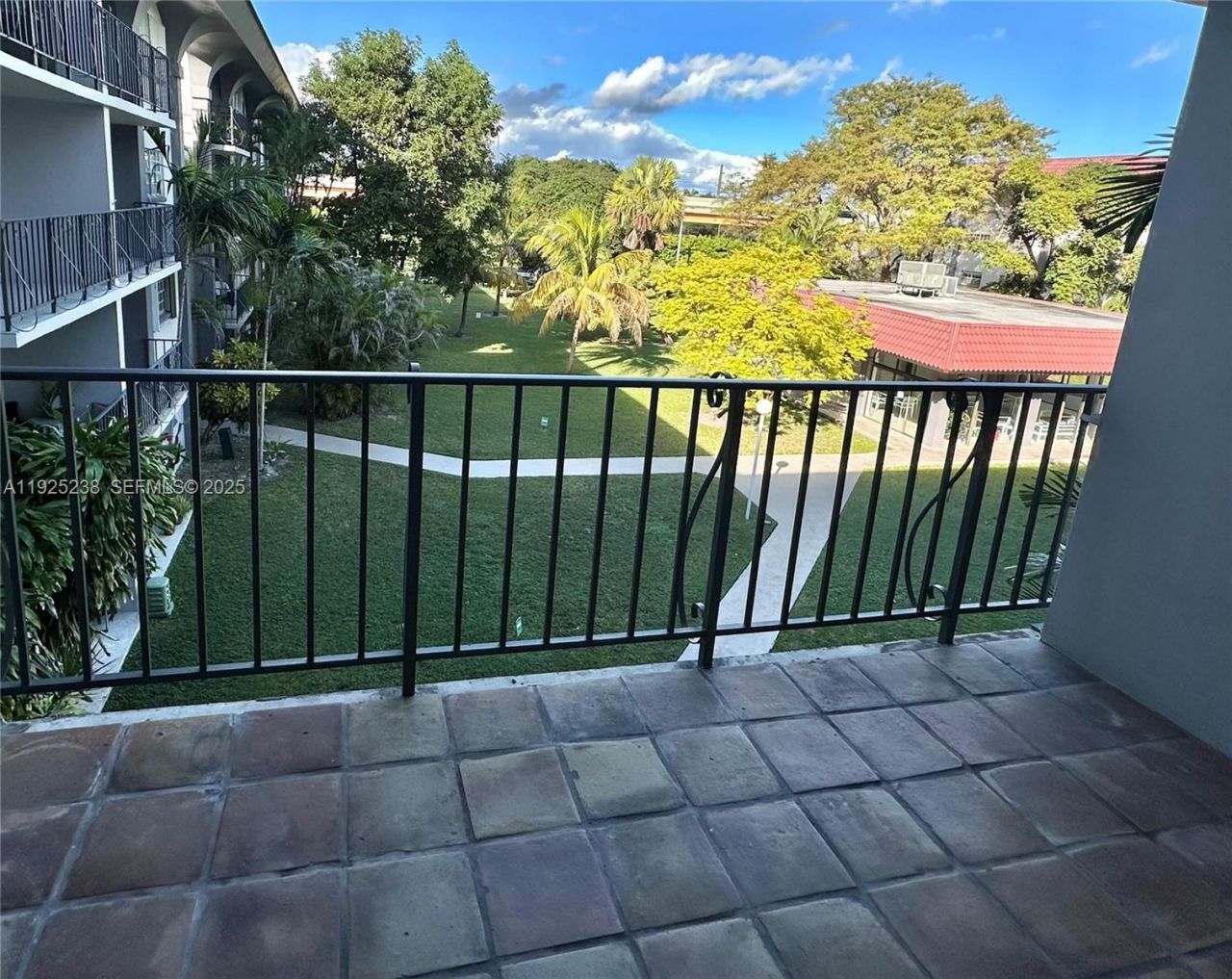 8101 SW 72nd Ave, Unit 312W, Miami, FL 33143 Photo