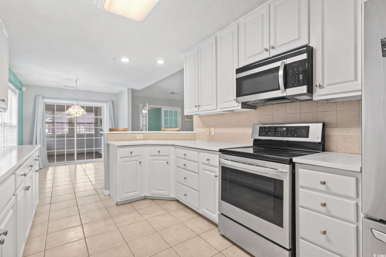 4212 Ravenwood Dr. Photo 6