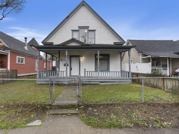 2115 W Dean Ave, Spokane, WA 99201
