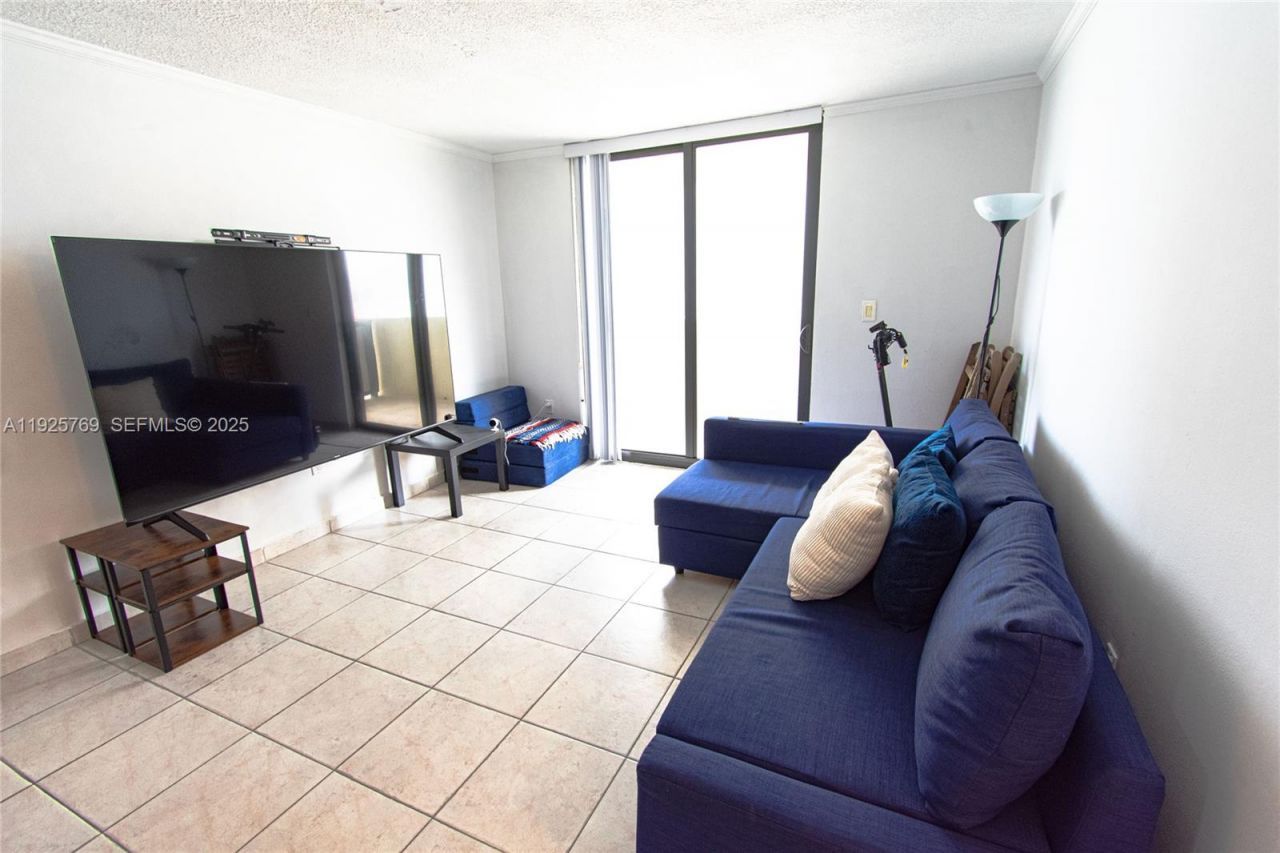 1621 Collins Ave, Unit 906, Miami Beach, FL 33139 Photo
