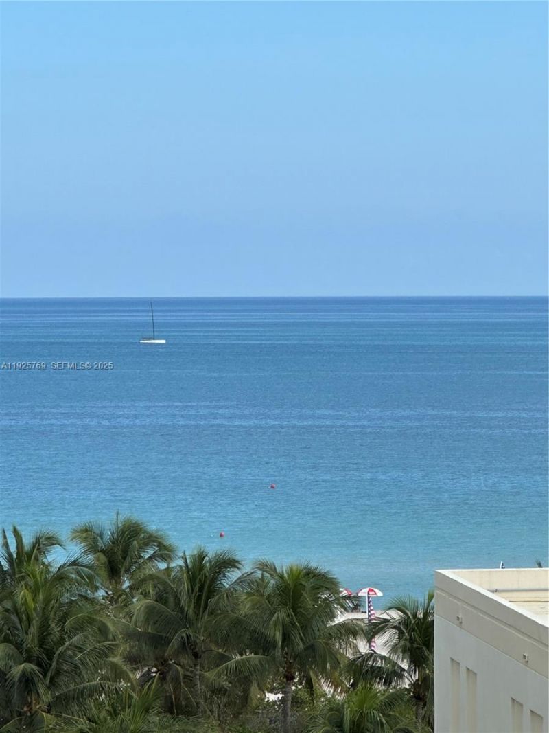 1621 Collins Ave, Unit 906, Miami Beach, FL 33139 Photo