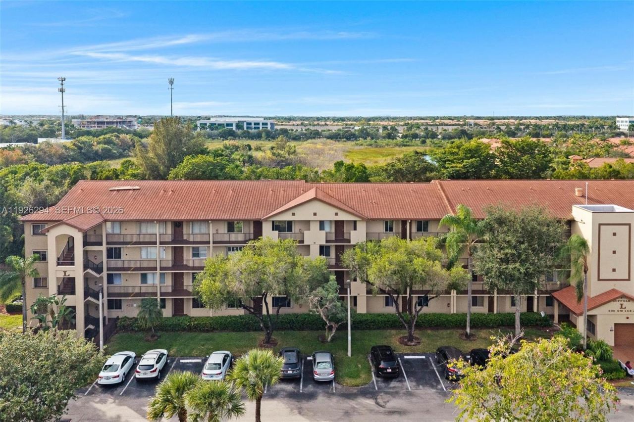 900 SW 142nd Ave, Unit 306L, Pembroke Pines, FL 33027 Photo