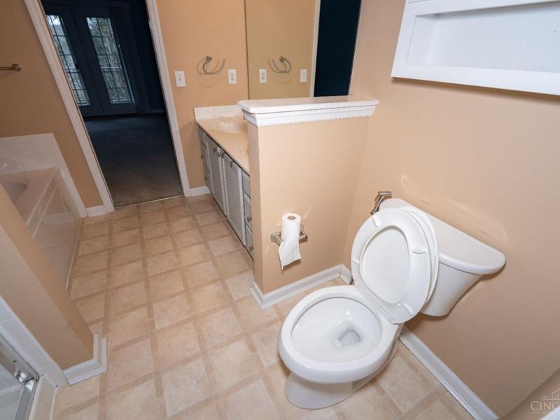 3937 Olde Savannah Drive, Colerain Township, OH 45247 Photo 16