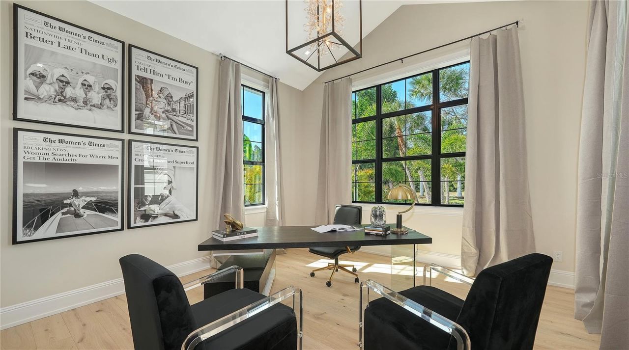 656 Tropical Circle, Sarasota, FL 34242 Photo