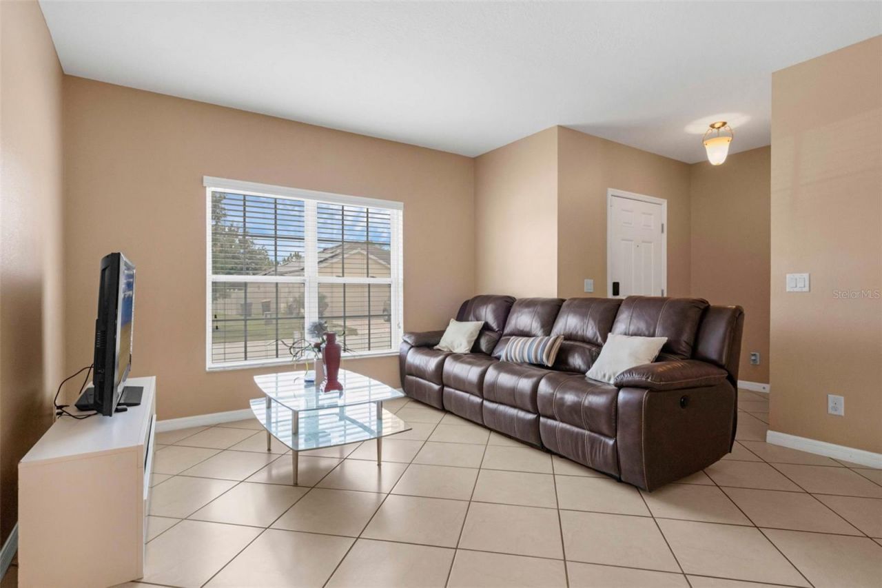 540 Vitoria Road, Davenport, FL 33837 Photo