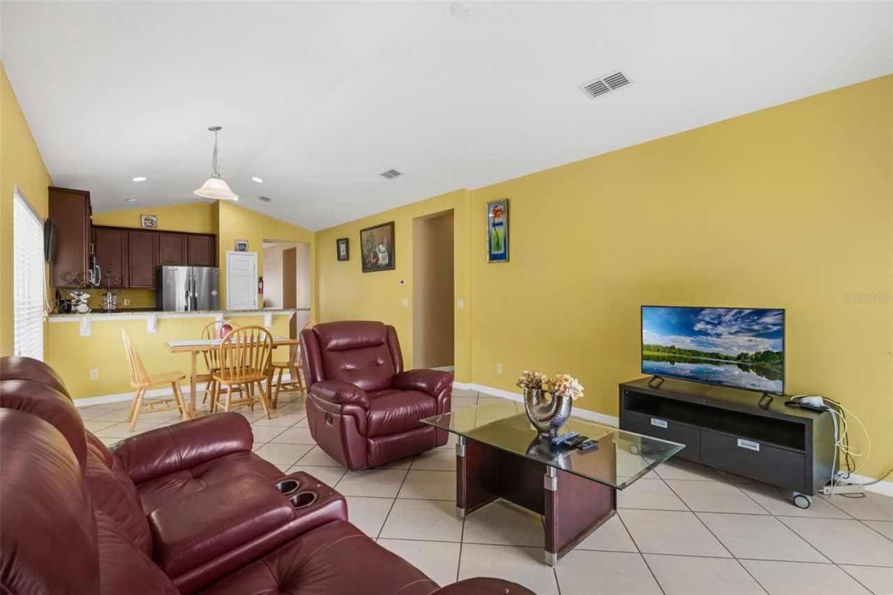 540 Vitoria Road, Davenport, FL 33837 Photo