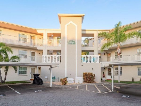 952 VIRGINIA STREET, Unit 105, DUNEDIN, FL 34698