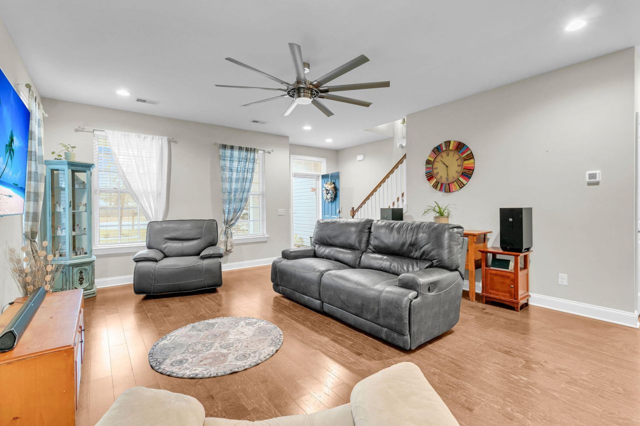 2861 Hagerman Street Photo 29