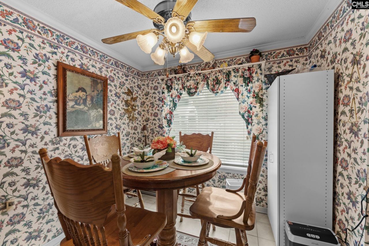 615 Juniper Springs Road Photo 12