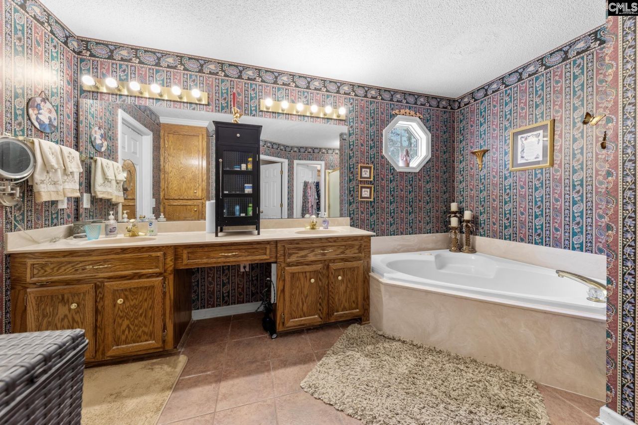 615 Juniper Springs Road Photo 21