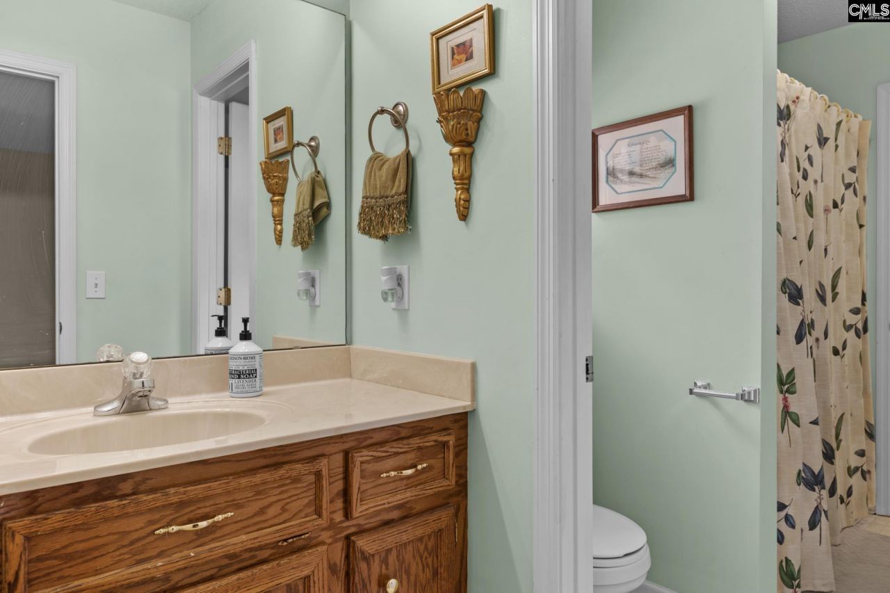 615 Juniper Springs Road Photo 32