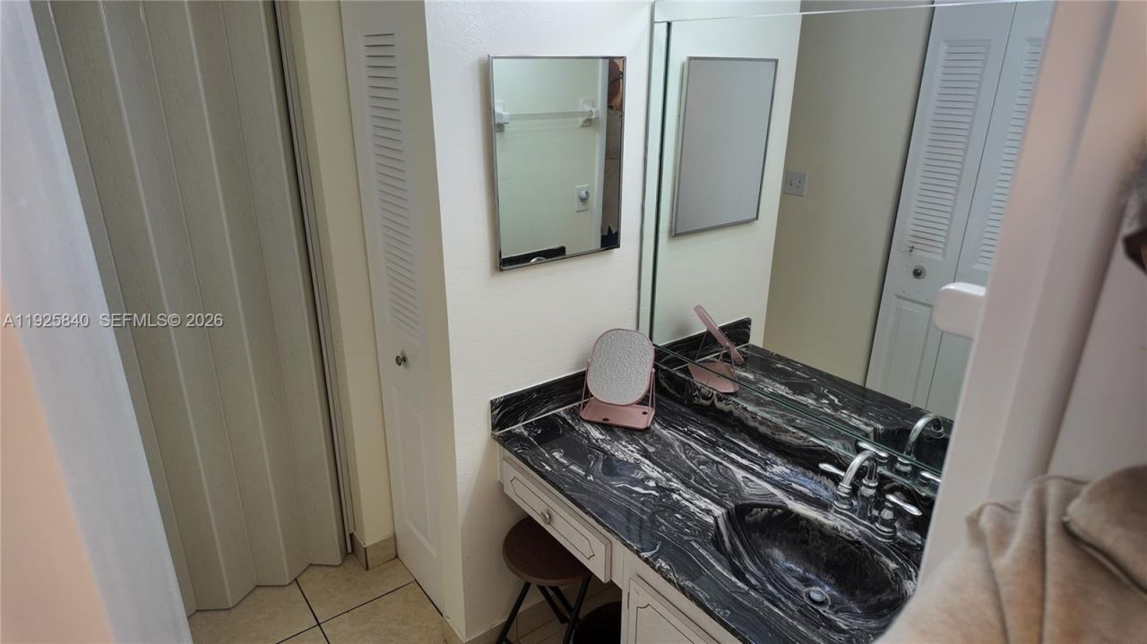 5961 NW 61st Ave, Unit 208, Tamarac, FL 33319 Photo