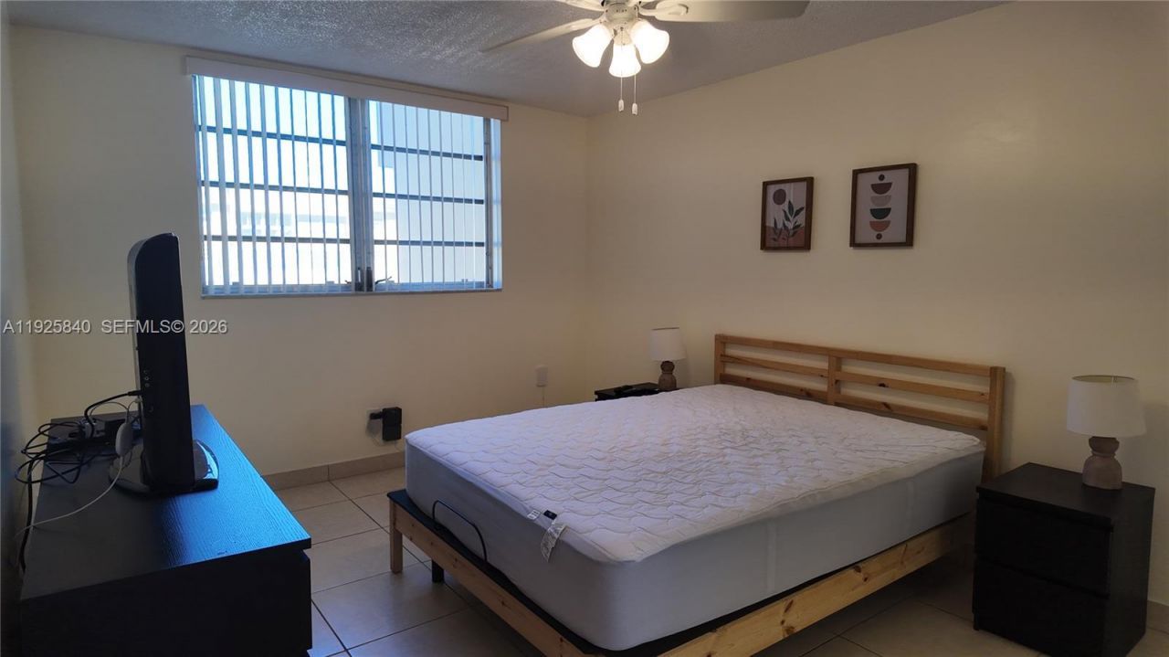 5961 NW 61st Ave, Unit 208, Tamarac, FL 33319 Photo