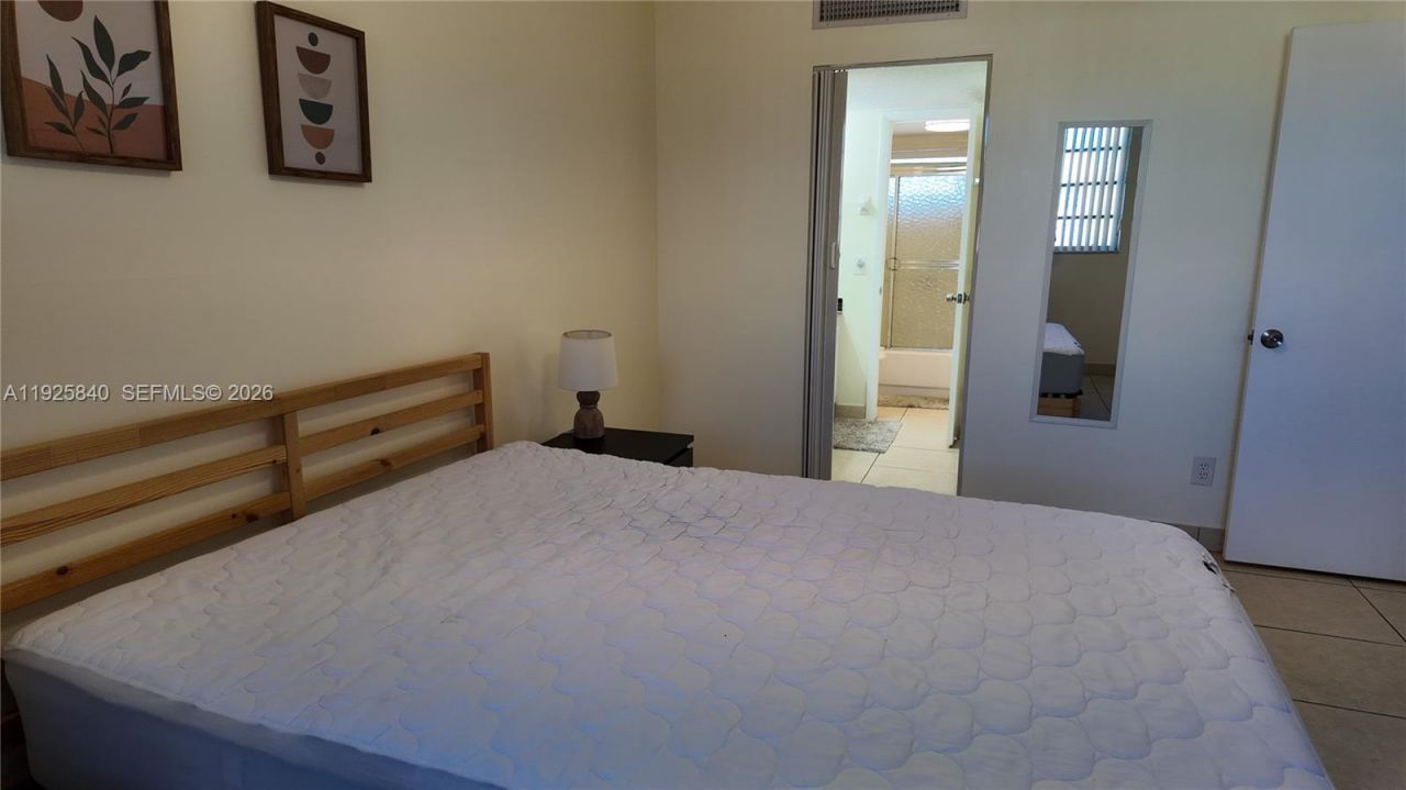 5961 NW 61st Ave, Unit 208, Tamarac, FL 33319 Photo