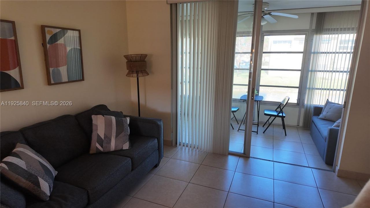5961 NW 61st Ave, Unit 208, Tamarac, FL 33319 Photo