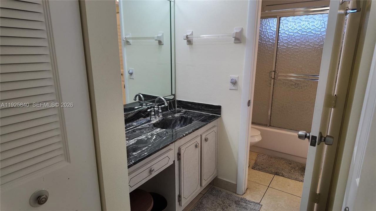 5961 NW 61st Ave, Unit 208, Tamarac, FL 33319 Photo