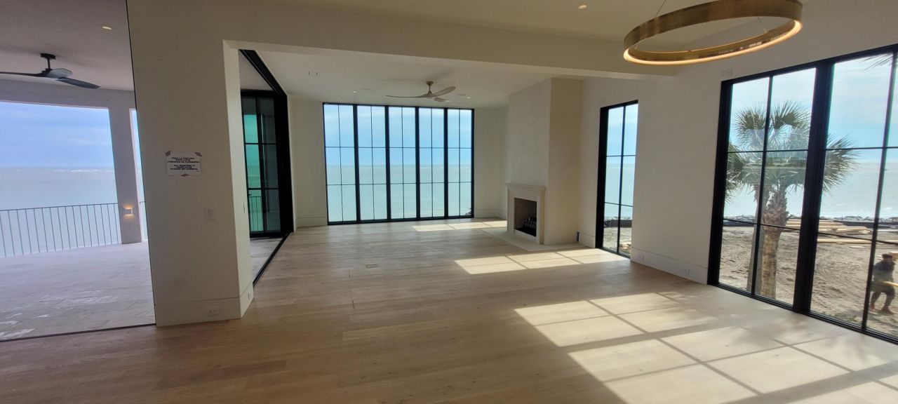 3209 Marshall Boulevard Photo 10