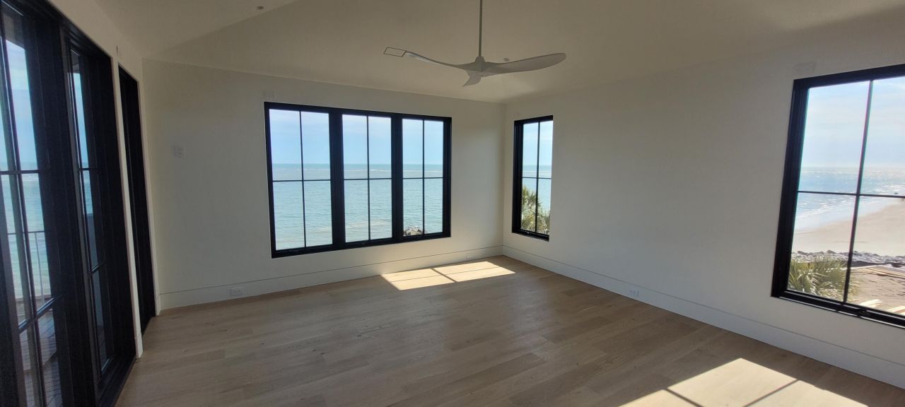 3209 Marshall Boulevard Photo 25