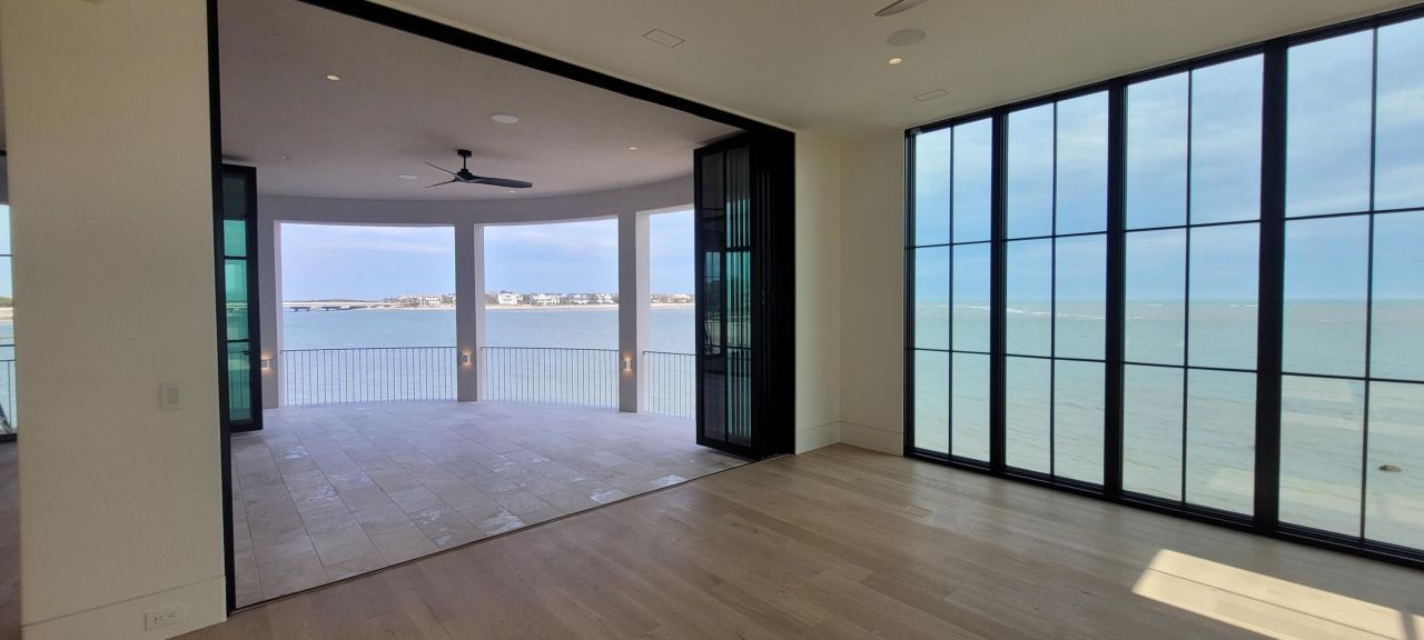 3209 Marshall Boulevard Photo 6