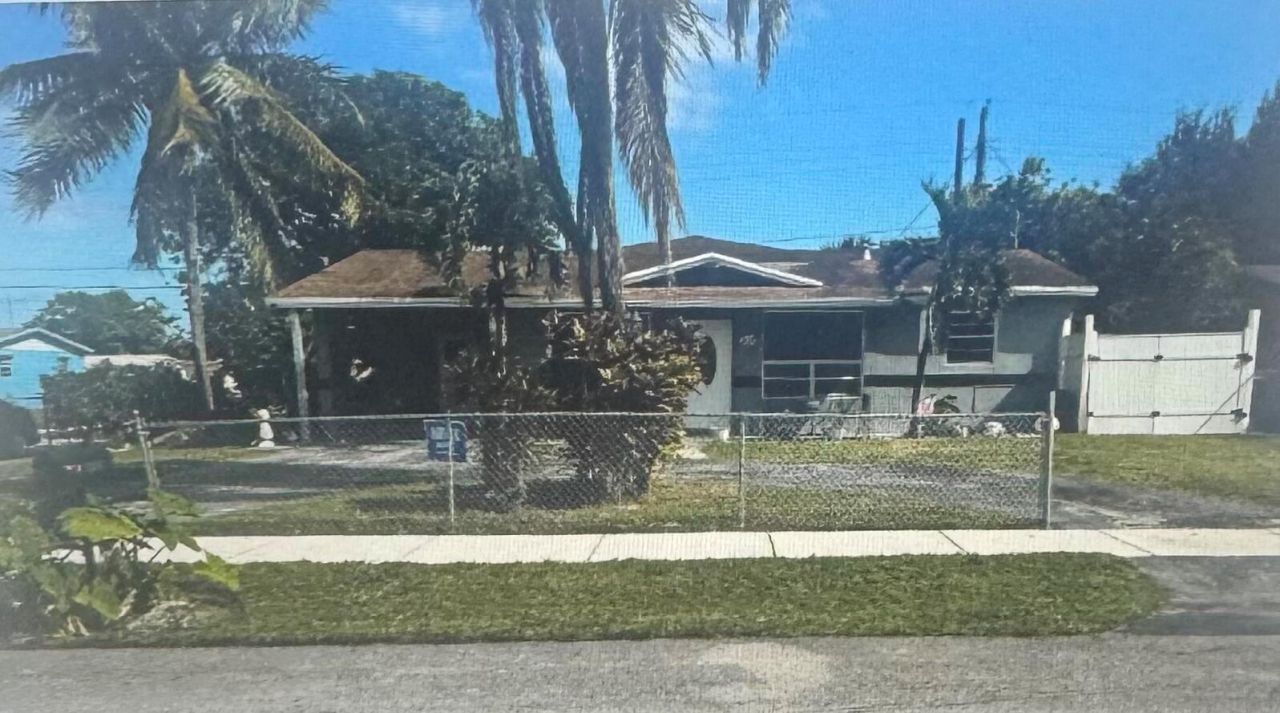 1520 NW 33rd Terrace, Lauderhill, FL 33311 Photo
