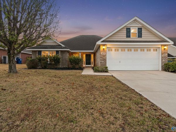 2511 Slate Drive SW, Huntsville, AL 35803