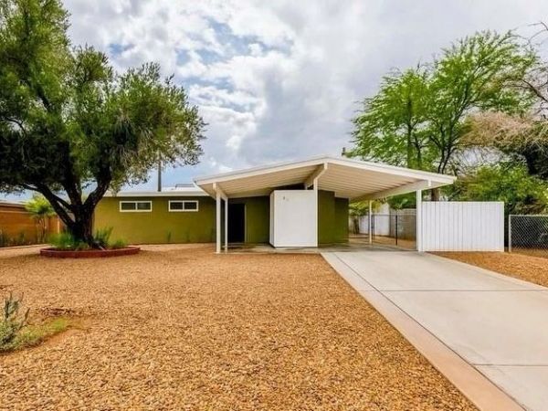 709 N 22nd Street, Las Vegas, NV 89101