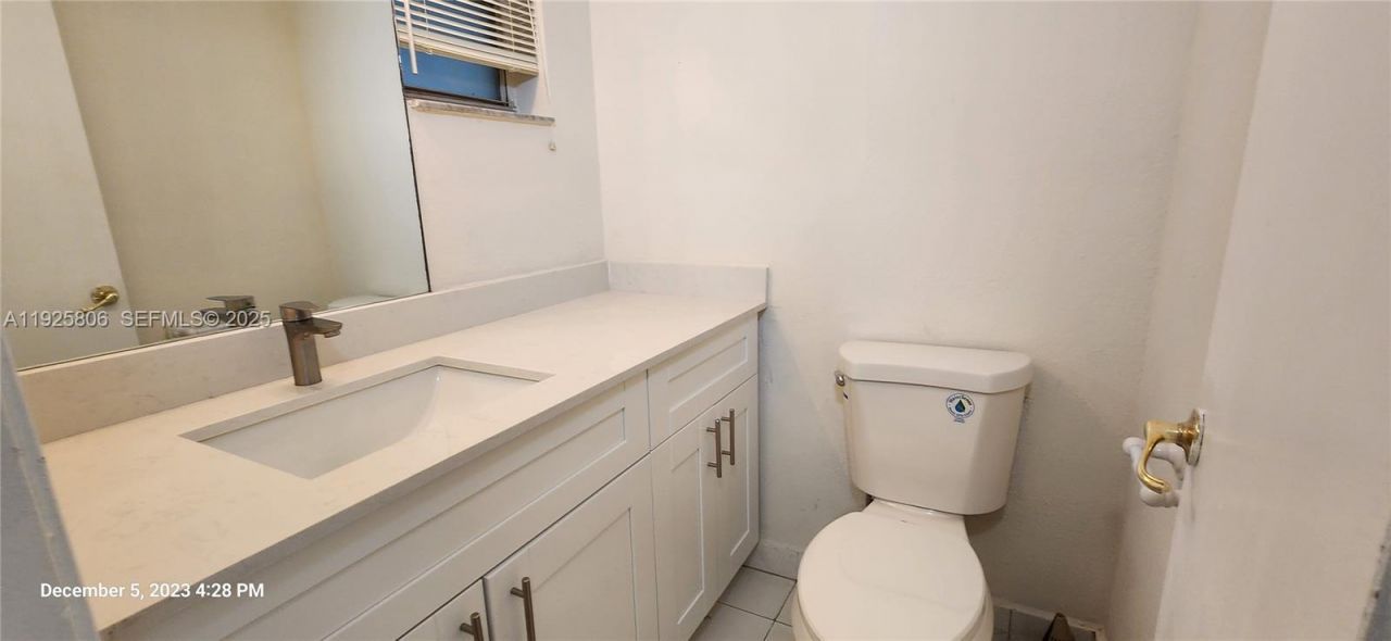 4235 N University Dr, Unit 109, Sunrise, FL 33351 Photo