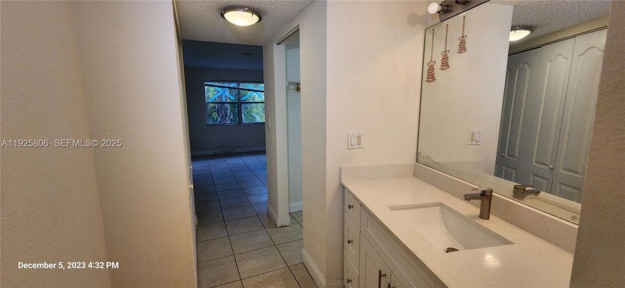 4235 N University Dr, Unit 109, Sunrise, FL 33351 Photo