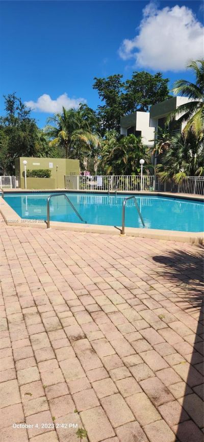 4235 N University Dr, Unit 109, Sunrise, FL 33351 Photo