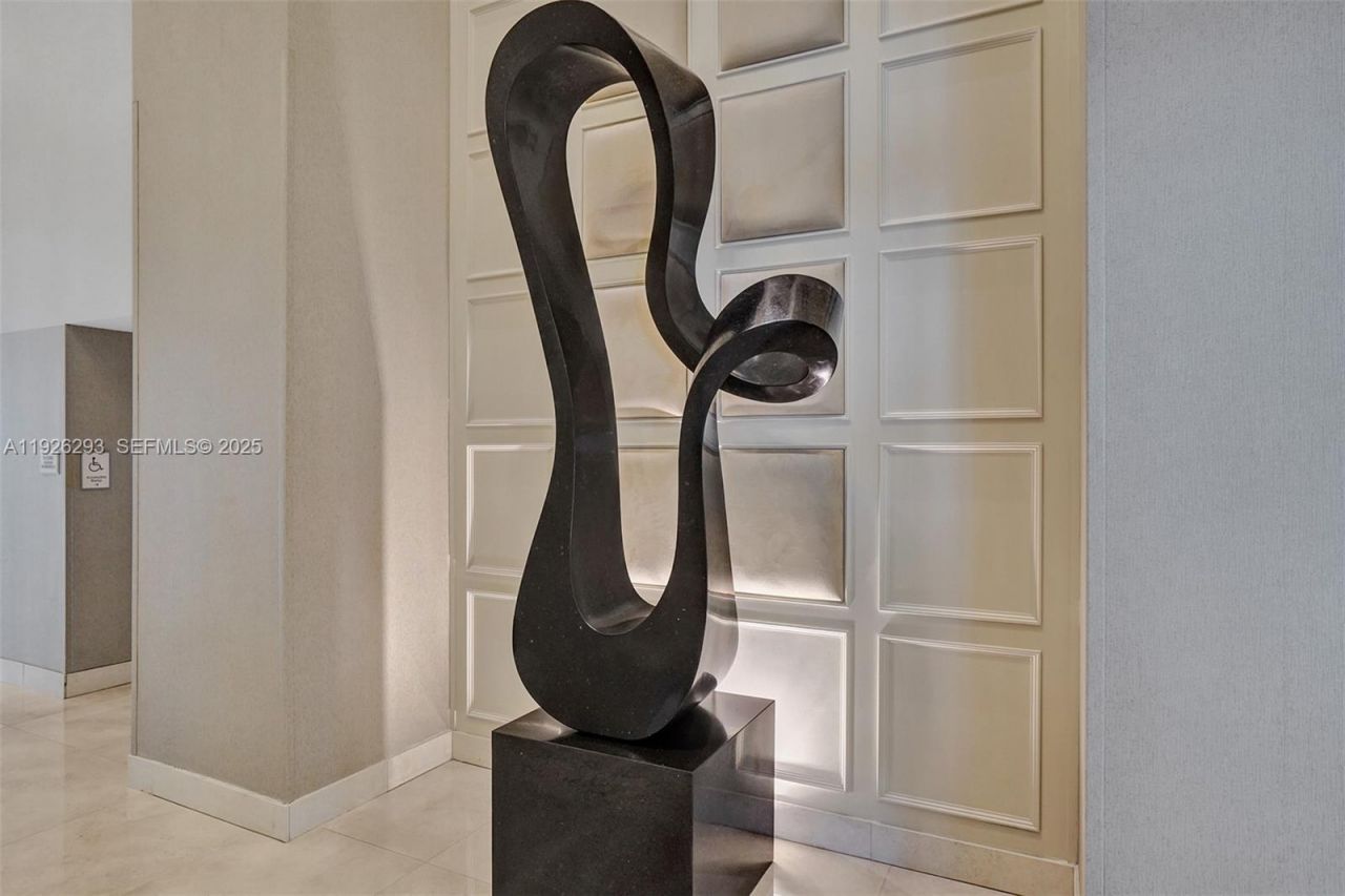 3201 NE 183rd St, Unit 704, Aventura, FL 33160 Photo