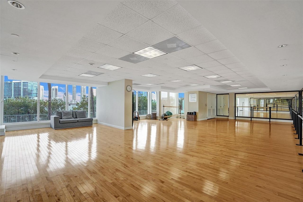 3201 NE 183rd St, Unit 704, Aventura, FL 33160 Photo