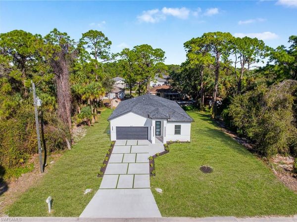 5037 Pinetree CIR, LABELLE, FL 33935