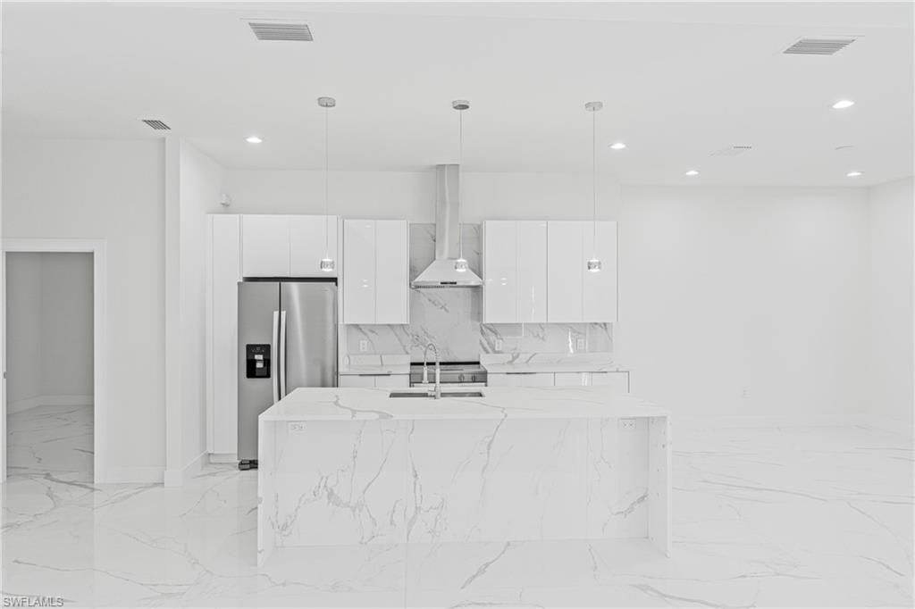 5037 Pinetree Cir, Labelle, FL 33935 Photo