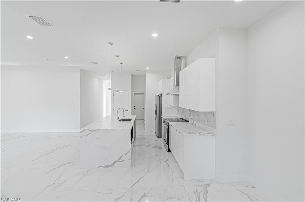 5037 Pinetree Cir, Labelle, FL 33935 Photo