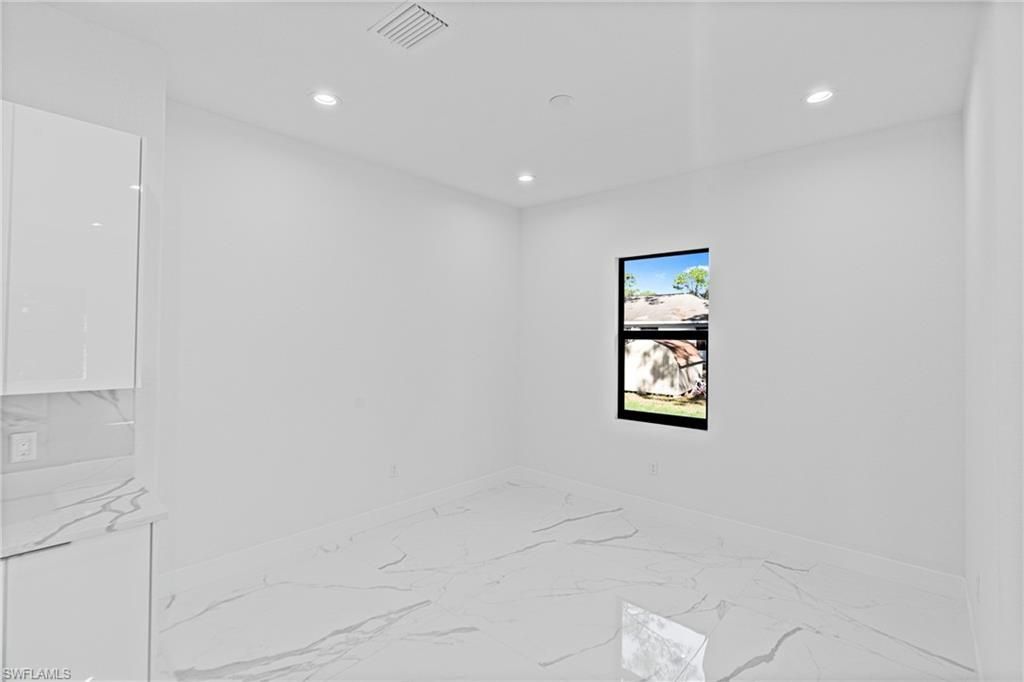 5037 Pinetree Cir, Labelle, FL 33935 Photo