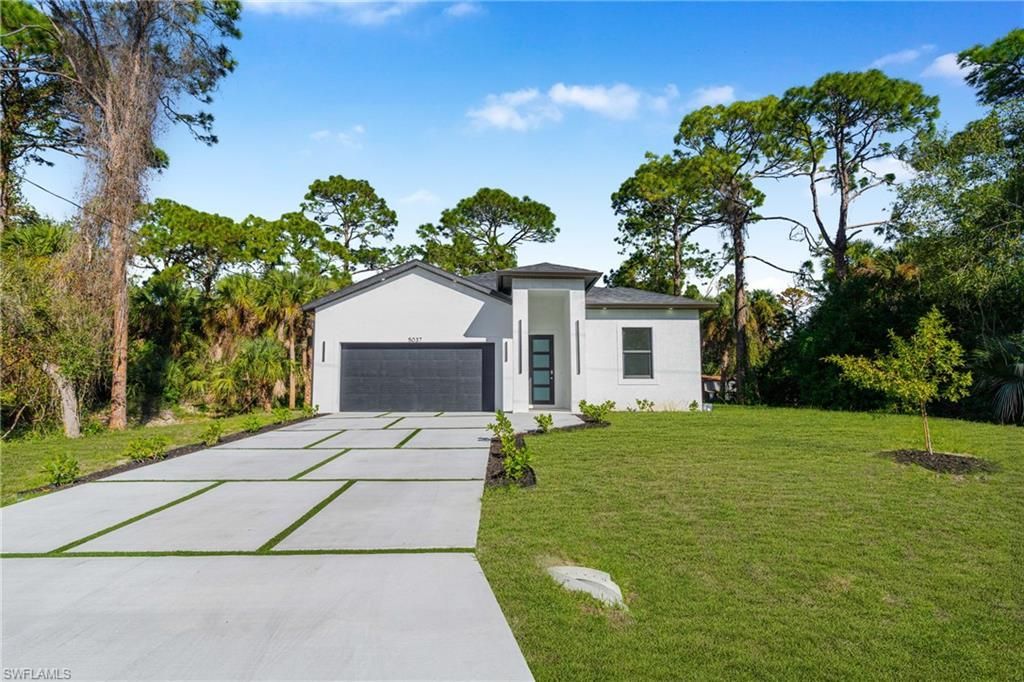 5037 Pinetree Cir, Labelle, FL 33935 Photo