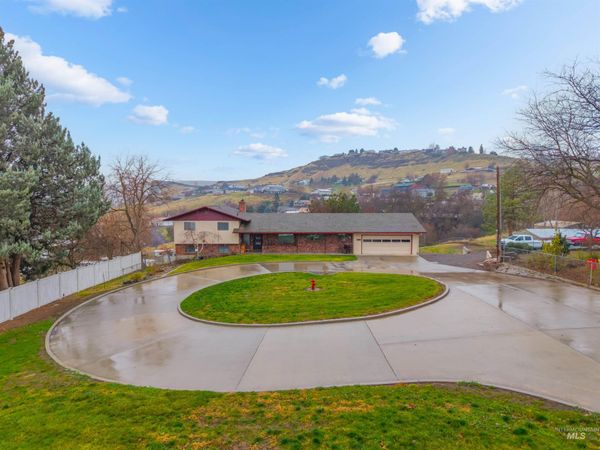 1045 Post Lane, Clarkston, WA 99403
